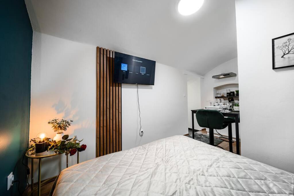 Secret Economy Oasis Apartamento *